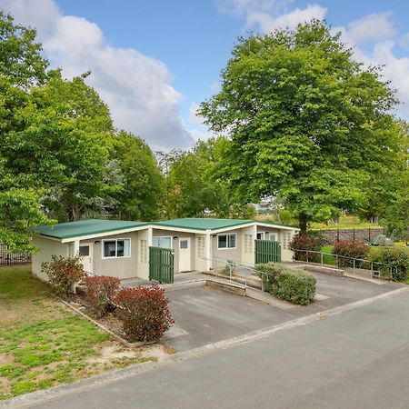 Mawley Holiday Park Masterton Bagian luar foto