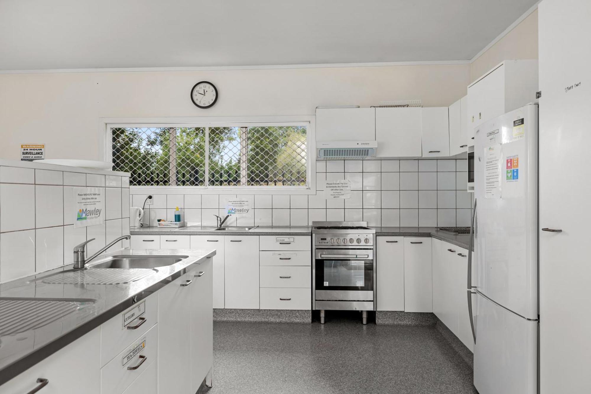 Mawley Holiday Park Masterton Bagian luar foto