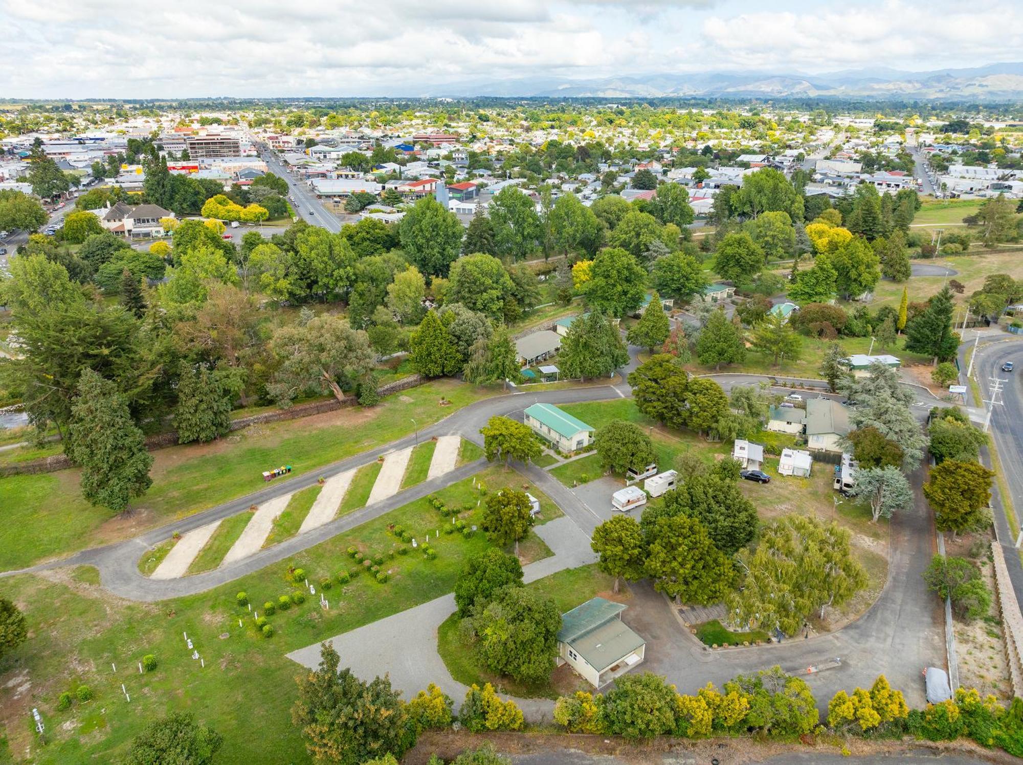 Mawley Holiday Park Masterton Bagian luar foto