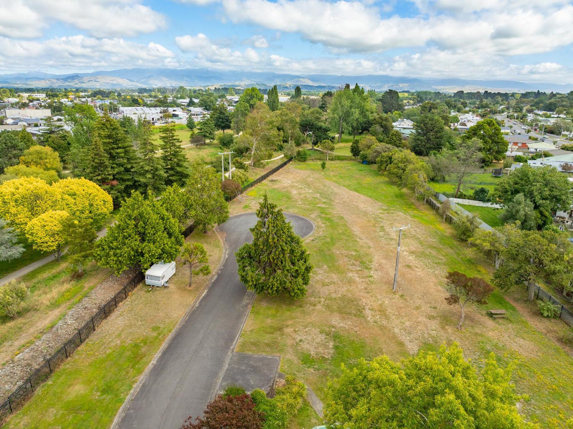 Mawley Holiday Park Masterton Bagian luar foto